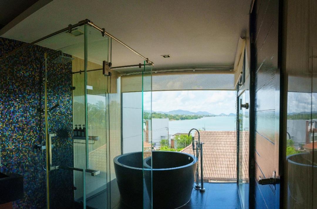 Aqua Villa Rawai Exterior photo